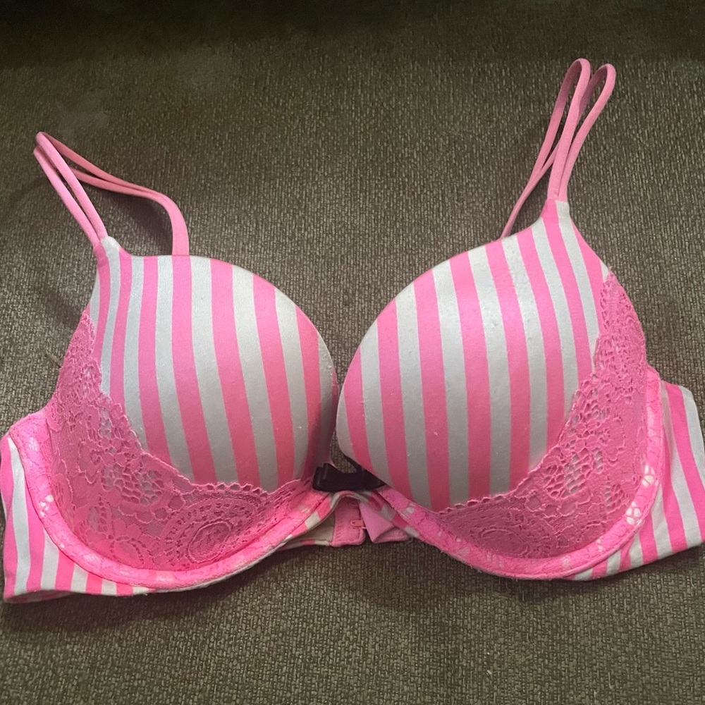 Victoria’s Secret bra